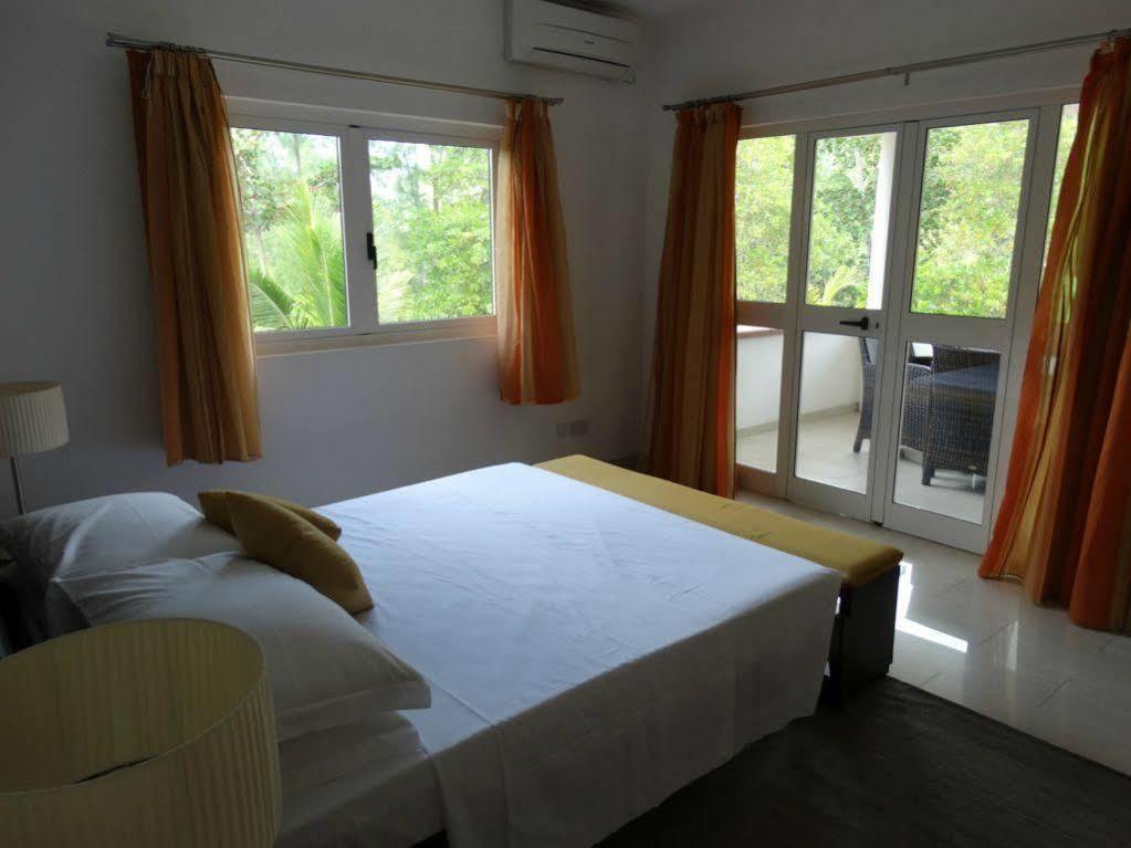 Cote D'Or Chalets Anse Volbert Village  Bagian luar foto