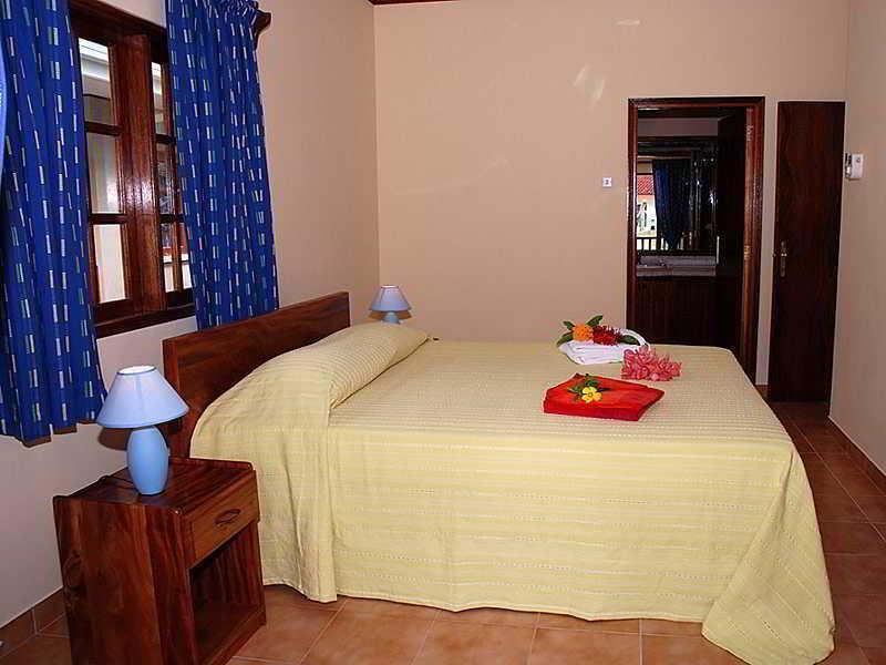 Cote D'Or Chalets Anse Volbert Village  Bagian luar foto